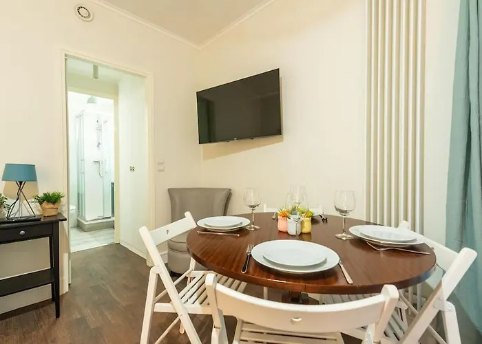 Proche Champs Elysees Apartment